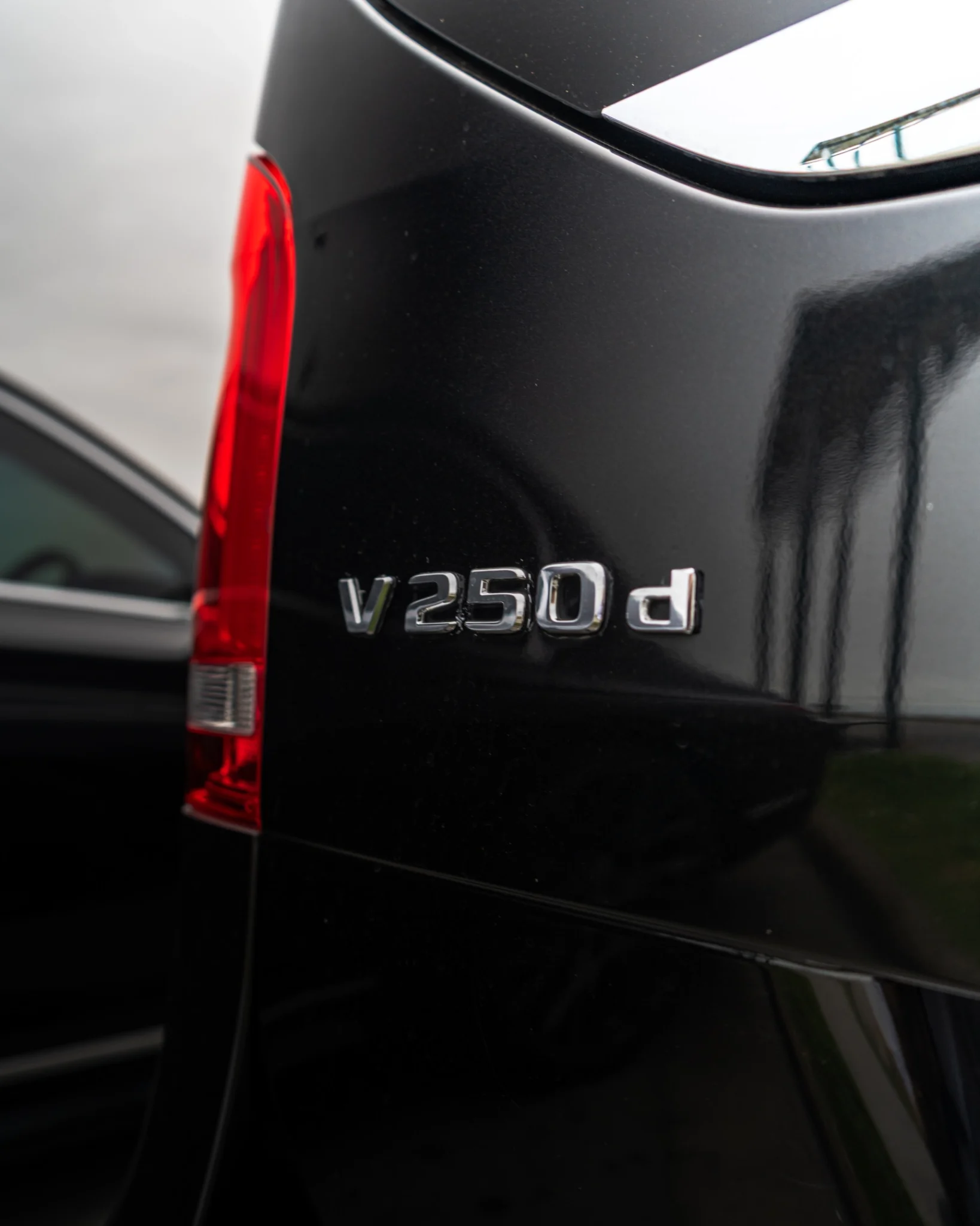 Mercedes V250d luxury chauffeur van used for limousine service in Brisbane – Drive4U